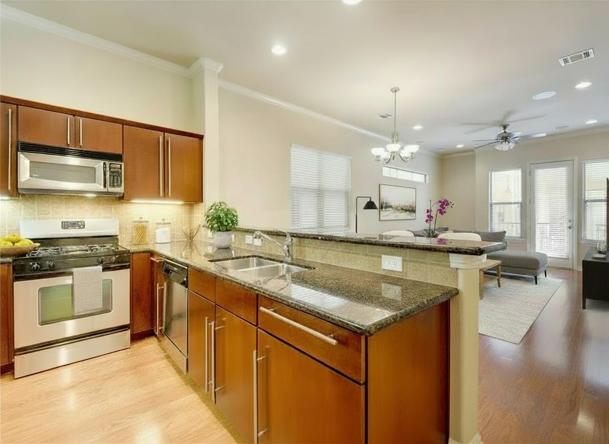 1115 Kinney Avenue Austin TX 78704