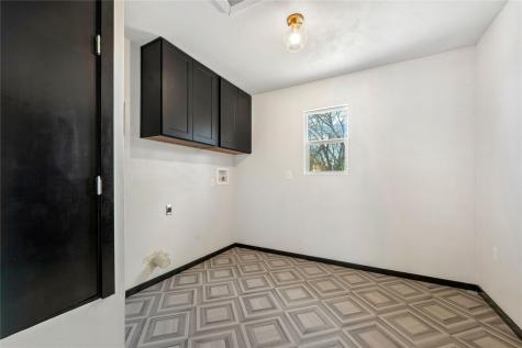 6915 Providence Avenue Austin TX 78752