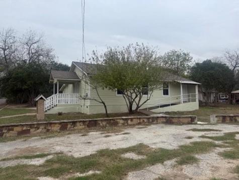 823 Monterrey Street Lockhart TX 78644
