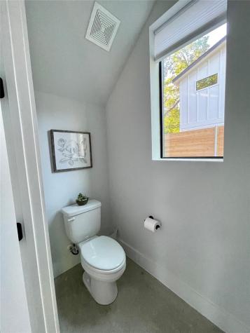 2009 Canterbury Street Austin TX 78702