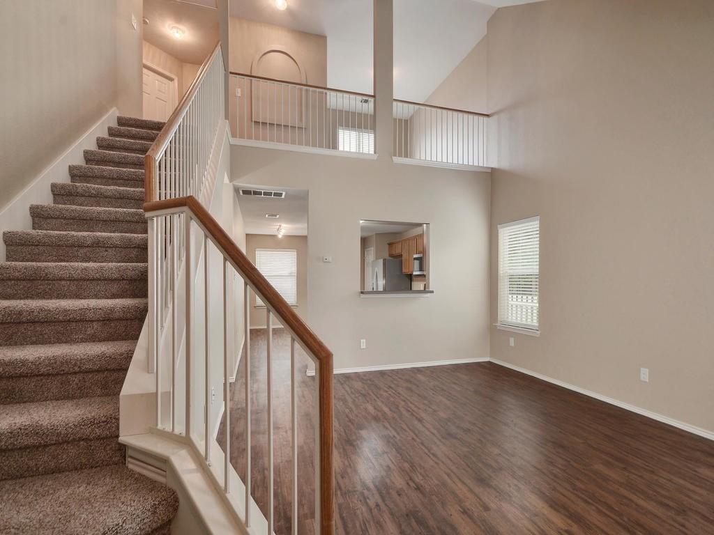 153 Chesser Kyle TX 78640