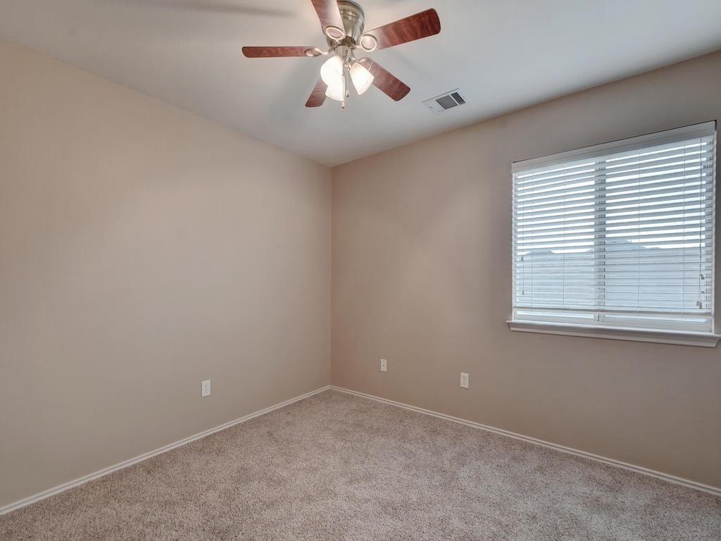 153 Chesser Kyle TX 78640