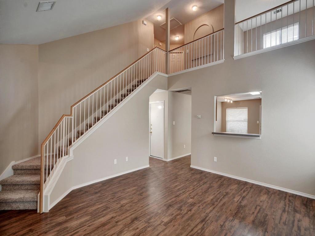 153 Chesser Kyle TX 78640
