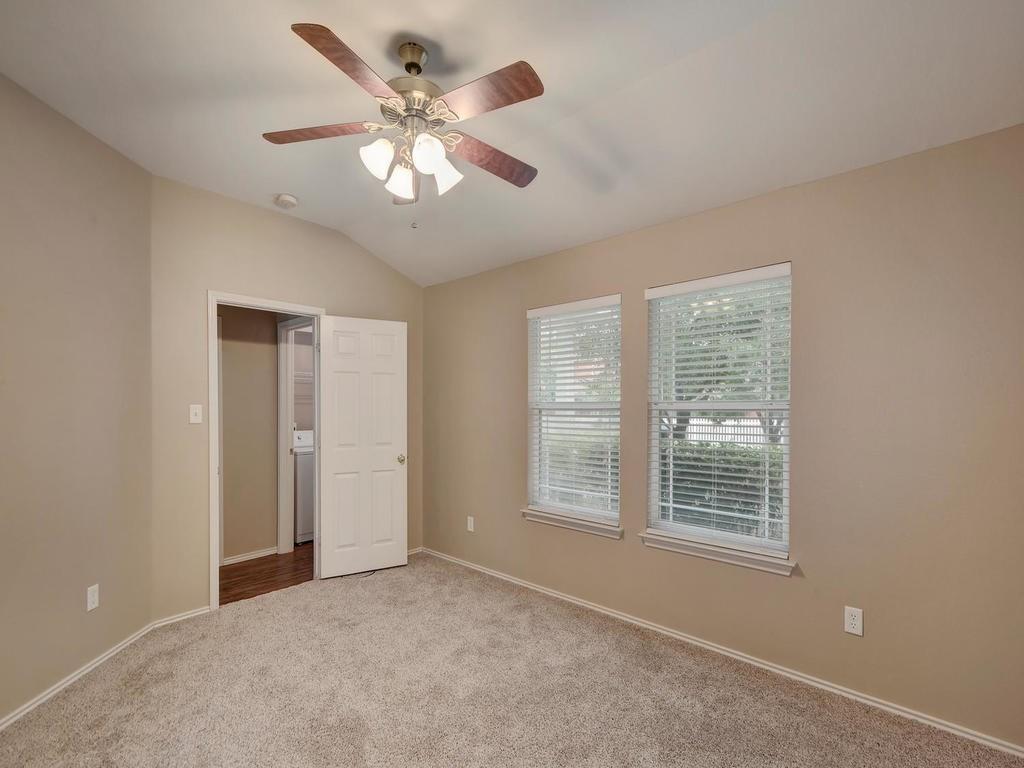 153 Chesser Kyle TX 78640