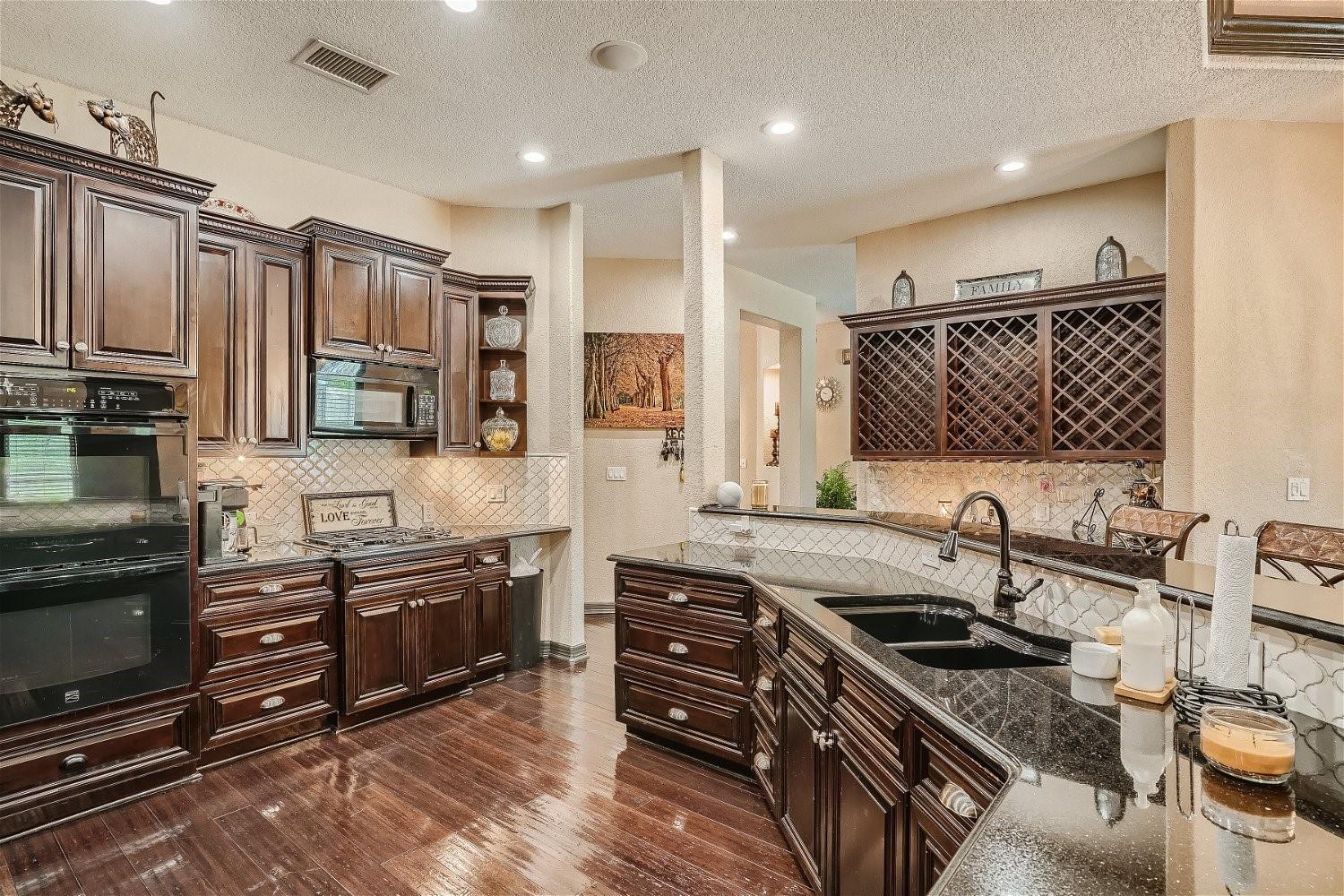 15207 Nightingale Lane Lakeway TX 78734
