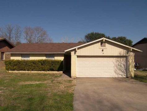 10108 Woodland Village Drive Austin TX 78750