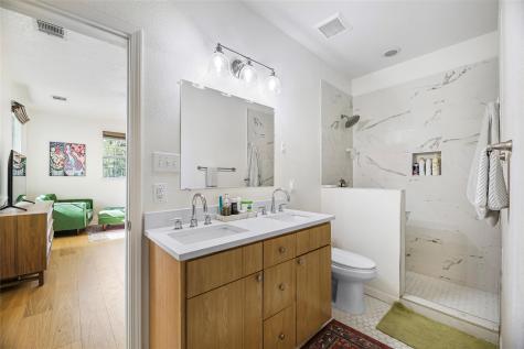 2921 E 14th Street Austin TX 78702