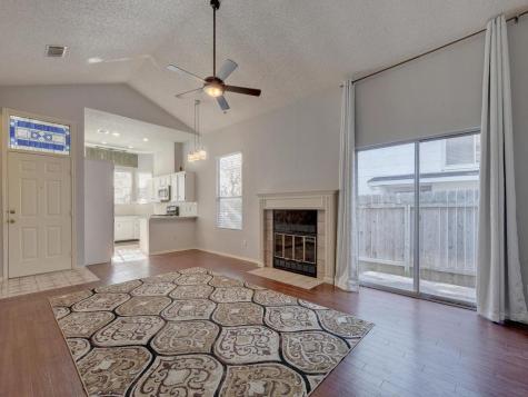 3019 Rochelle Drive Austin TX 78748