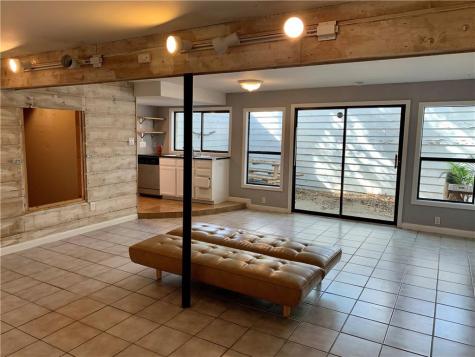 2400 Jarratt Avenue Austin TX 78703