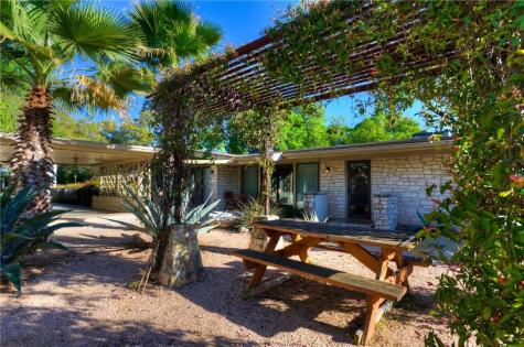 2400 Jarratt Avenue Austin TX 78703
