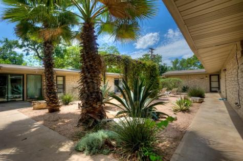 2400 Jarratt Avenue Austin TX 78703