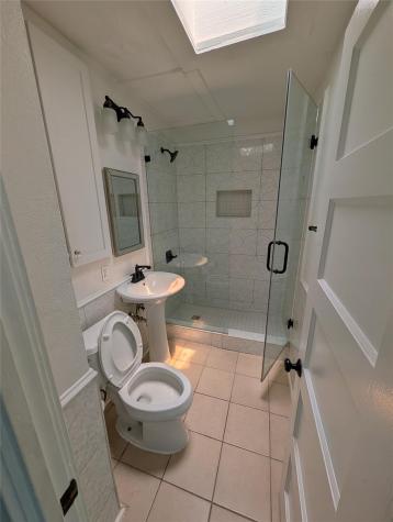 400 Zennia Street Austin TX 78751