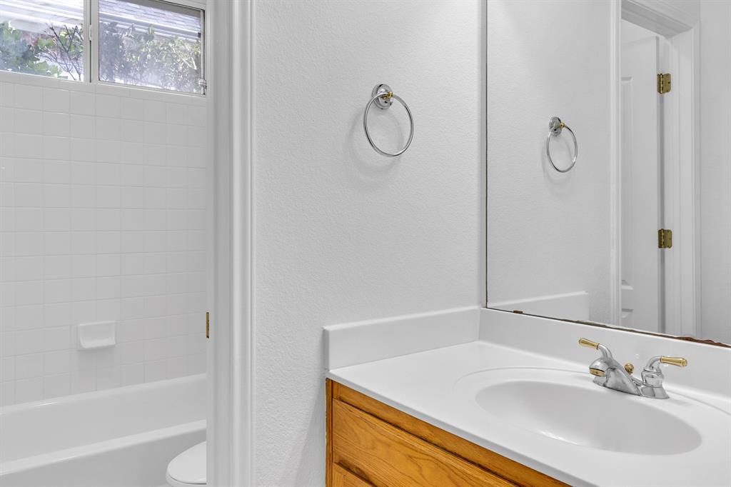 2604 Sterling Panorama Court Austin TX 78738
