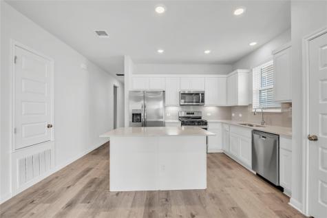 2412 Ekvall Drive Round Rock TX 78665