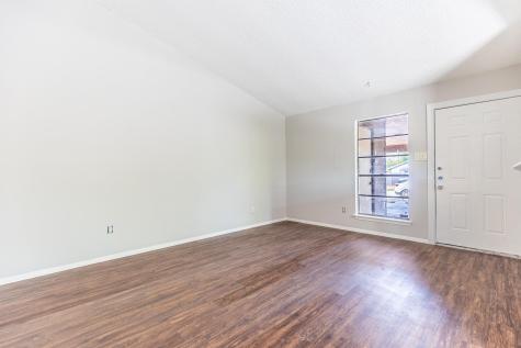 6201 Berkett Cove Austin TX 78745