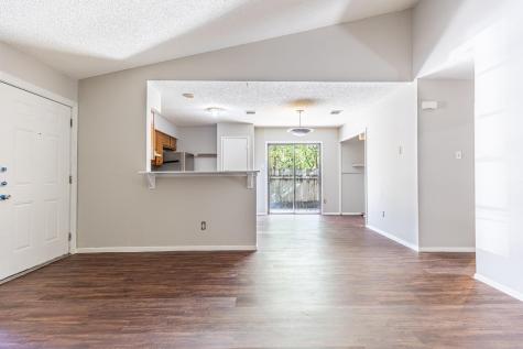 6201 Berkett Cove Austin TX 78745