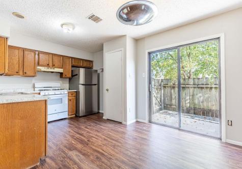6201 Berkett Cove Austin TX 78745