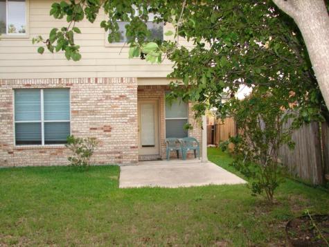 1720 Lynnville Trail Austin TX 78727