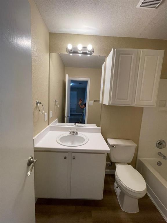 128 Phillips Street Hutto TX 78634