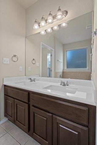 119 Buescher Cove Hutto TX 78634