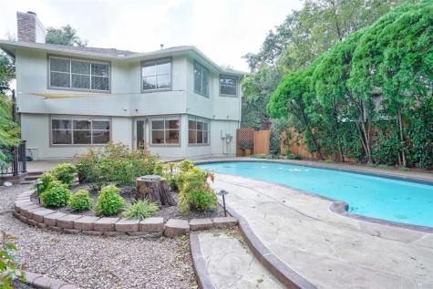 7604 Napier Trail Austin TX 78729