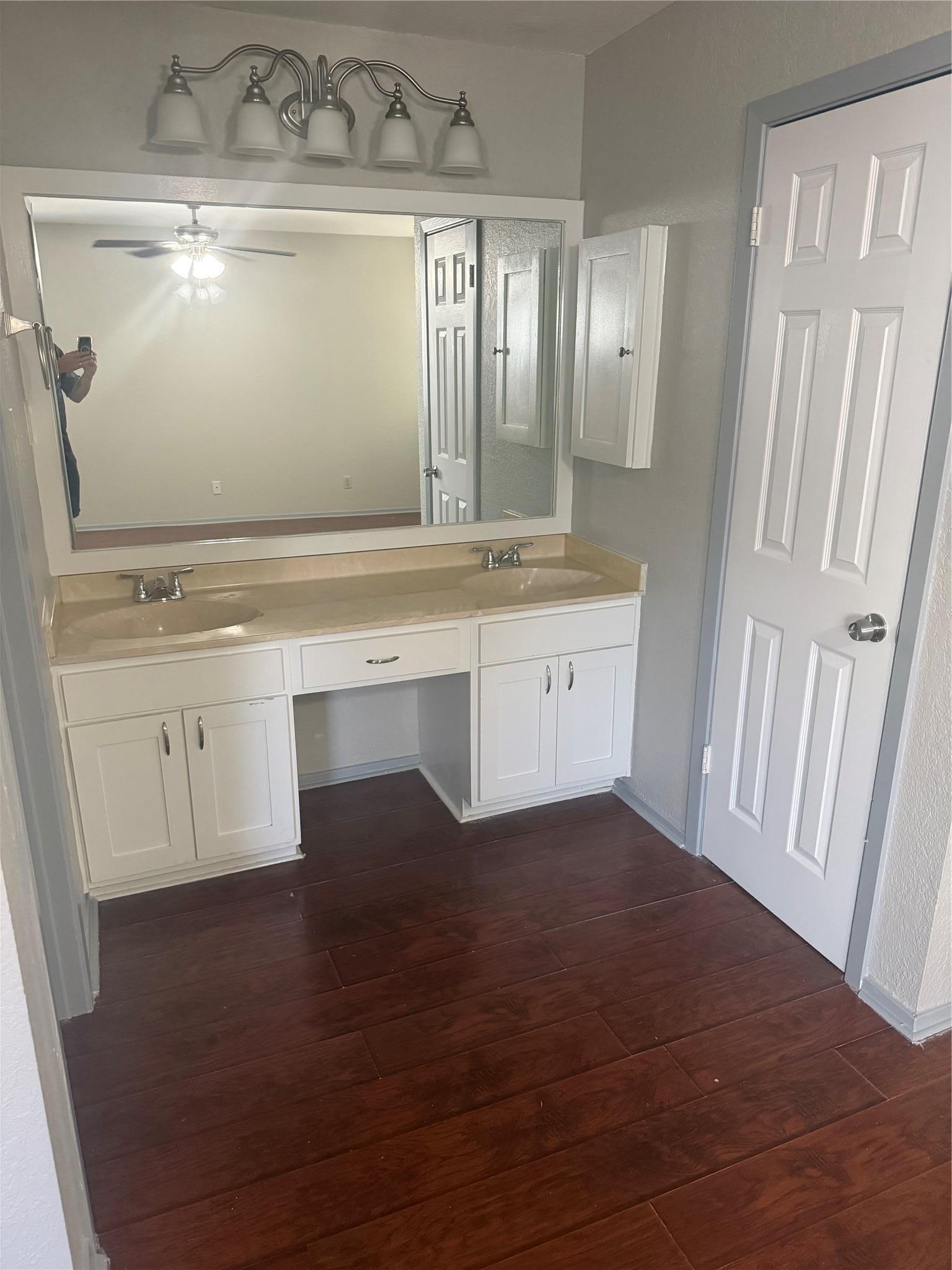 7604 Bender Drive Austin TX 78749