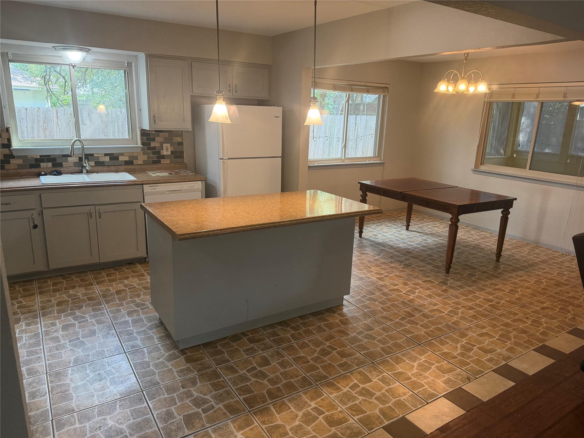 7604 Bender Drive Austin TX 78749