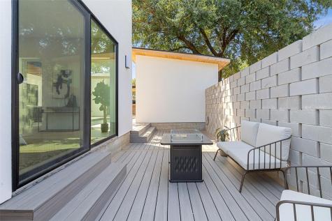 1913 Fairlawn Lane Austin TX 78704