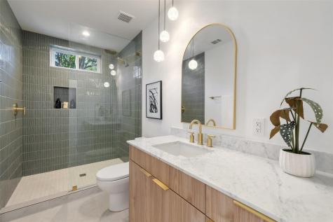 1913 Fairlawn Lane Austin TX 78704