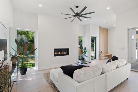1913 Fairlawn Lane Austin TX 78704