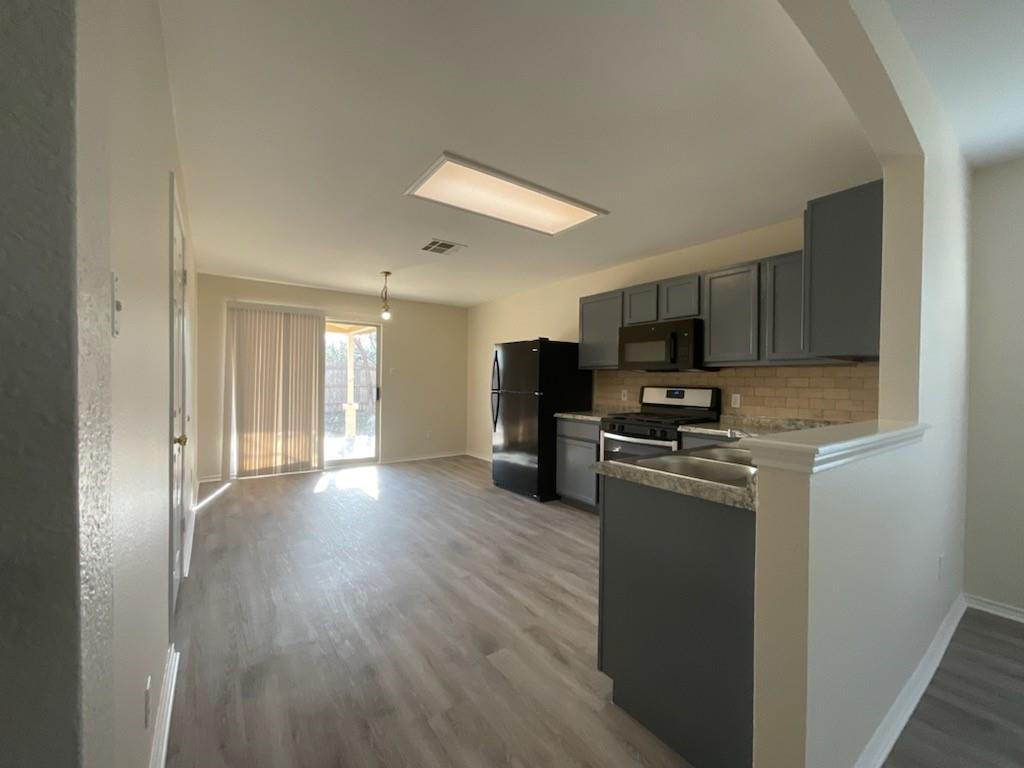 169 Spring Branch Loop Kyle TX 78640
