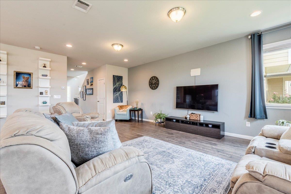 190 Sandy Path Buda TX 78610