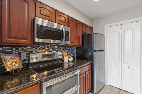 6000 Shepherd Mountain Cove Austin TX 78730
