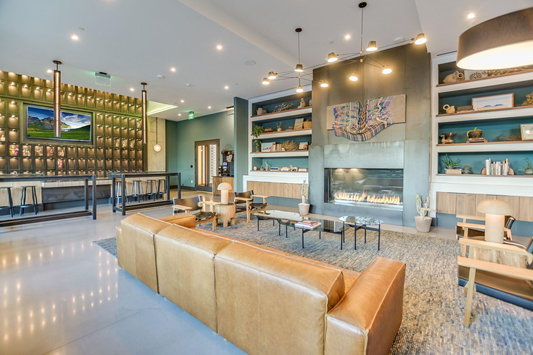 84 East Avenue Austin TX 78701