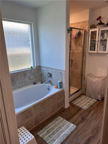 202 Coventry Drive Hutto TX 78634