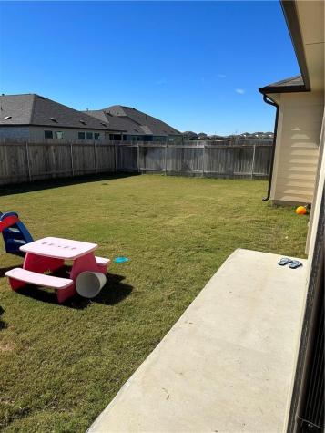 202 Coventry Drive Hutto TX 78634