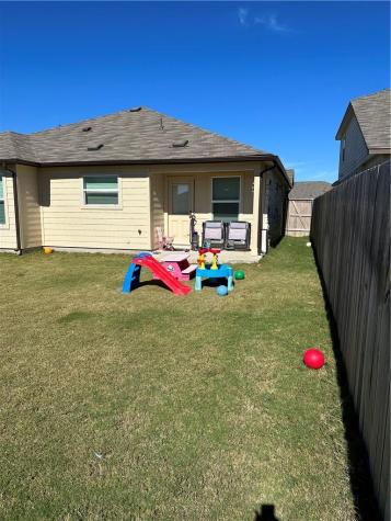 202 Coventry Drive Hutto TX 78634