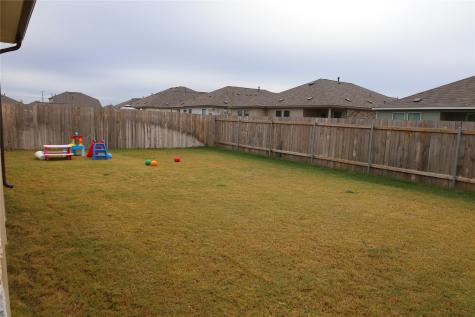 202 Coventry Drive Hutto TX 78634