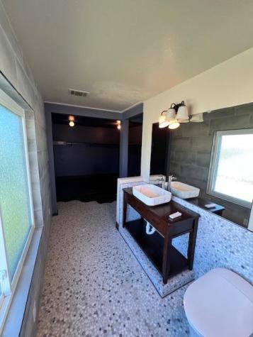 1806 Candlelight Drive Leander TX 78641