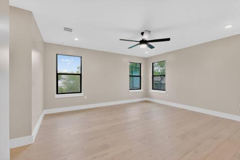 5018 Highland Court Austin TX 78731
