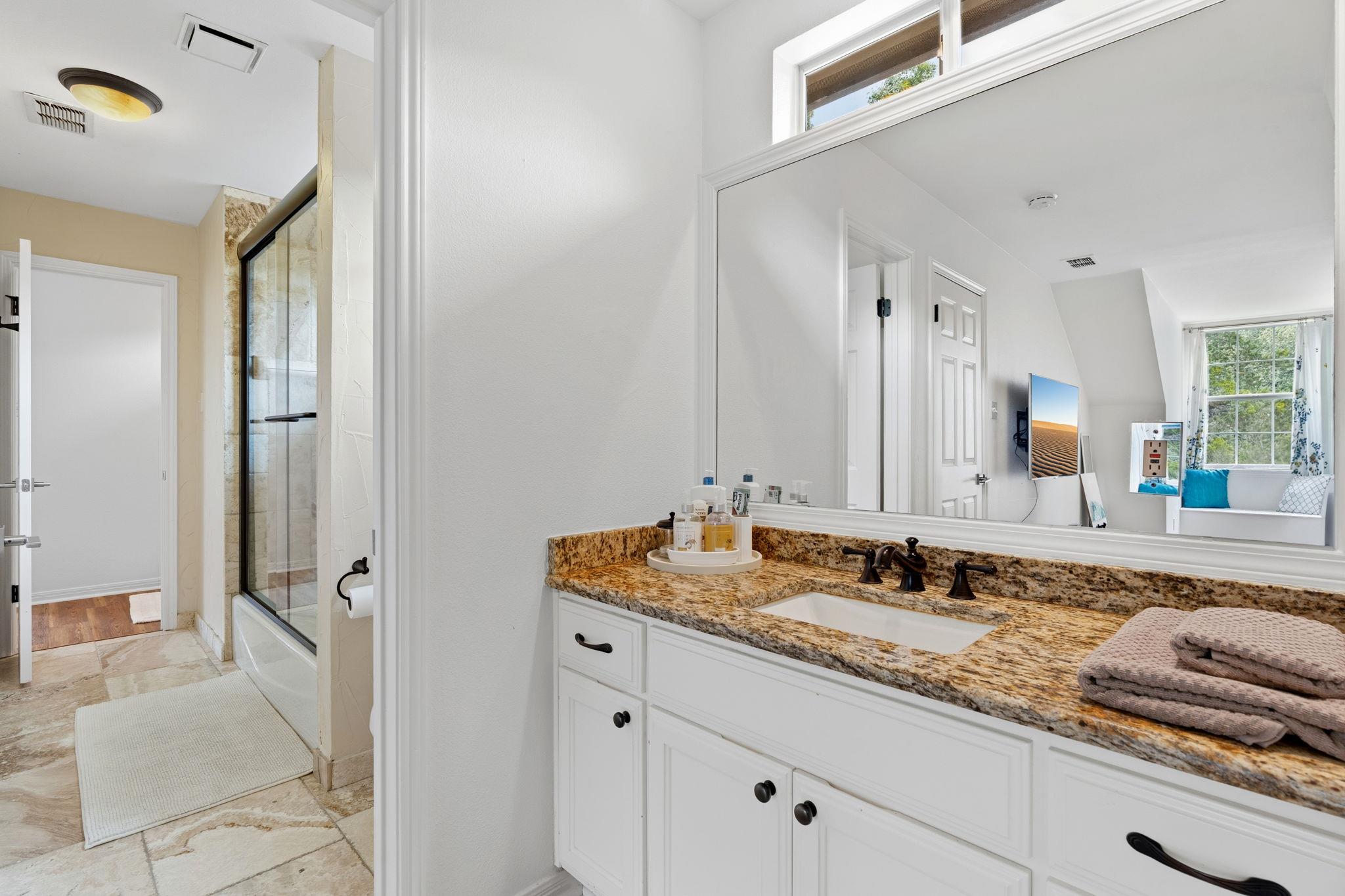 6515 Twin Creek Hollow Austin TX 78750