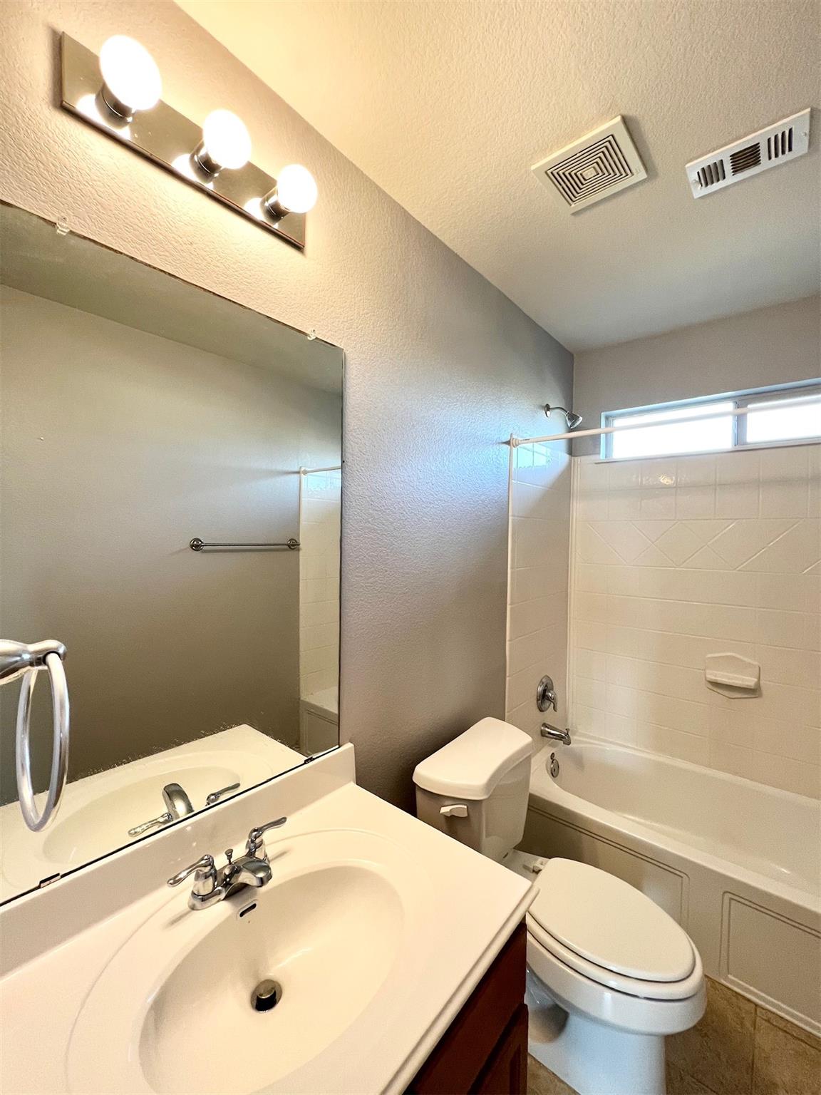 147 Wildfire Cove Buda TX 78610