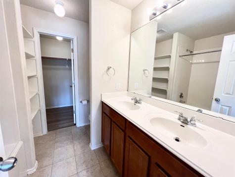 147 Wildfire Cove Buda TX 78610