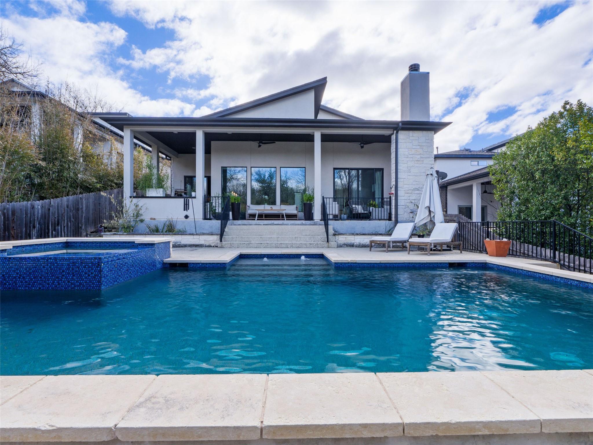1006 Meriden Lane Austin TX 78703