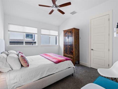 1006 Meriden Lane Austin TX 78703