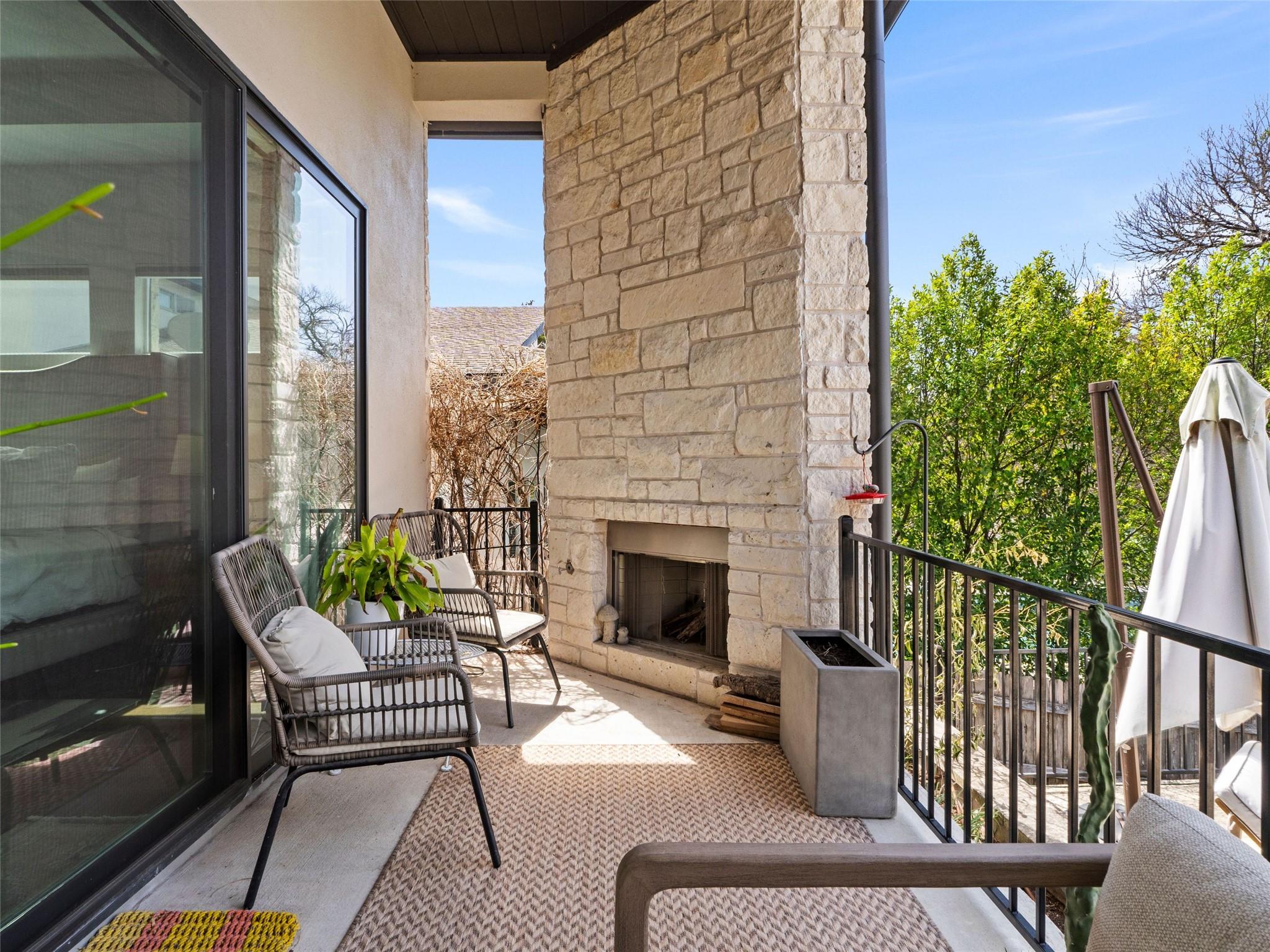 1006 Meriden Lane Austin TX 78703