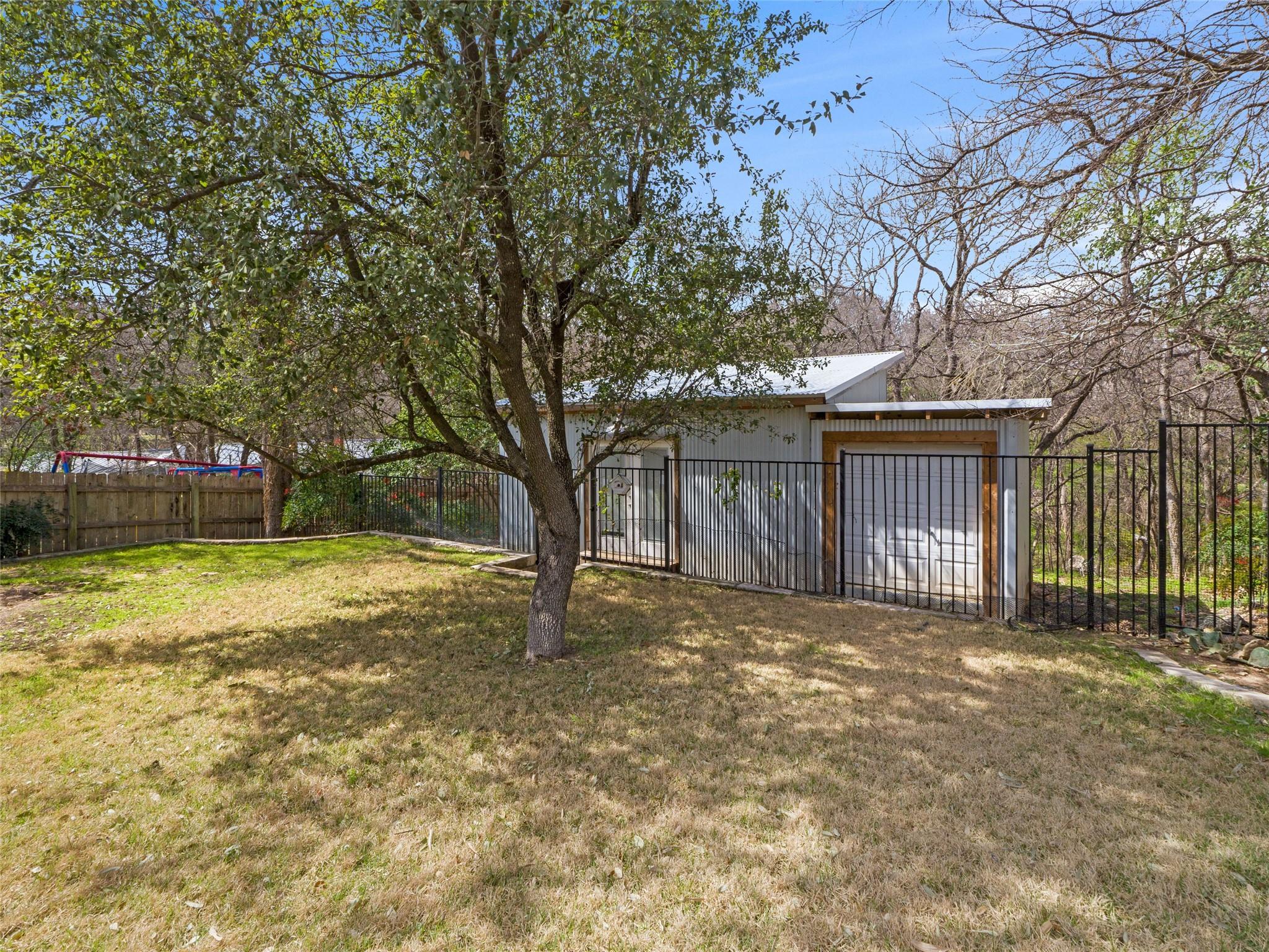 1006 Meriden Lane Austin TX 78703