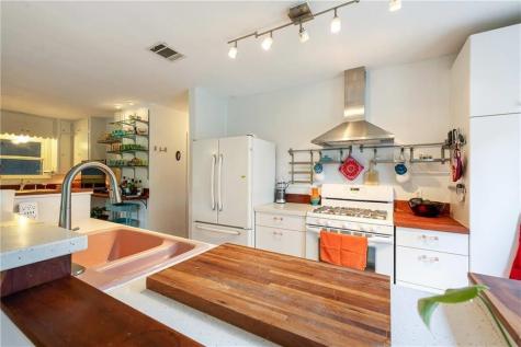 4407 Lareina Drive Austin TX 78745