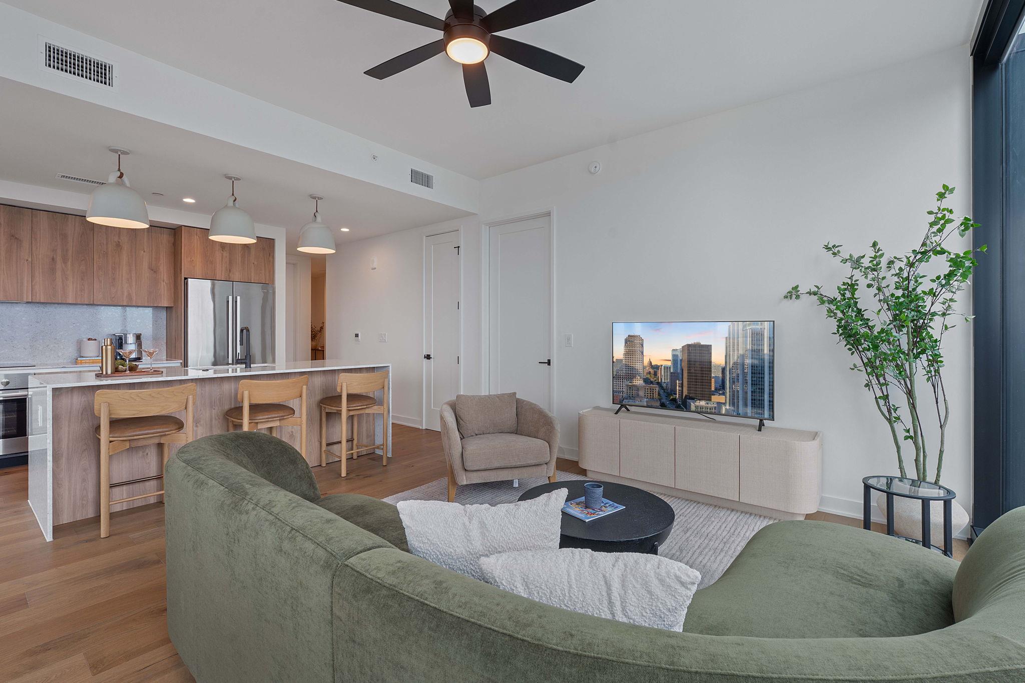 84 East Avenue Austin TX 78701