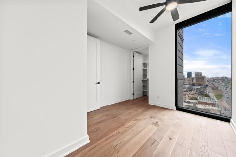 84 East Avenue Austin TX 78701
